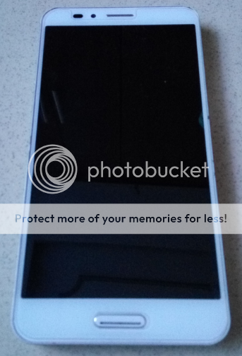 Sky 900 và Redmi Note 2 cần ra đi - 1